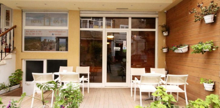 apsistokite HOTEL BYLIS viešbutyje už gerą kainą. 