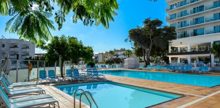 Apsistokite HOTEL VIBRA RIVIERA viešbutyje už gerą kainą. 