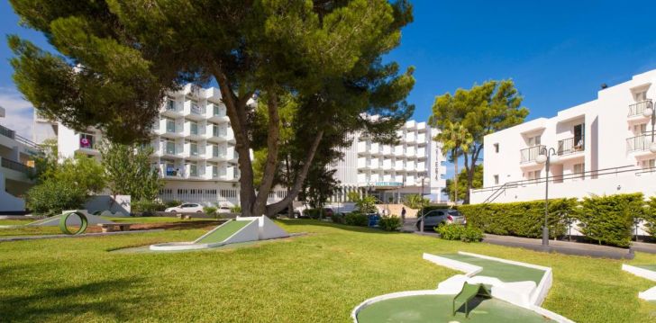 Planuoji kelionę į Ispanija? apsistokite 3 viešbutyje HOTEL VIBRA RIVIERA.
