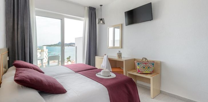 Viešbutis HOTEL VIBRA RIVIERA įsikūręs Ispanija. 