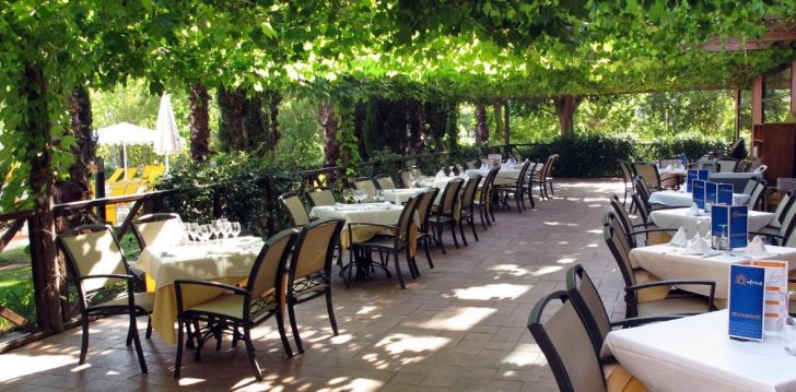 viešbutis OHTELS VILA ROMANA įsikūręs Ispanija.