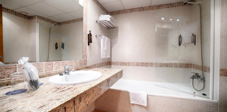 nepraleisk progos pailsėti už gerą kainą - viešbutyje OHTELS VILA ROMANA