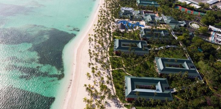 apsistokite BARCELO BAVARO BEACH viešbutyje už gerą kainą. 