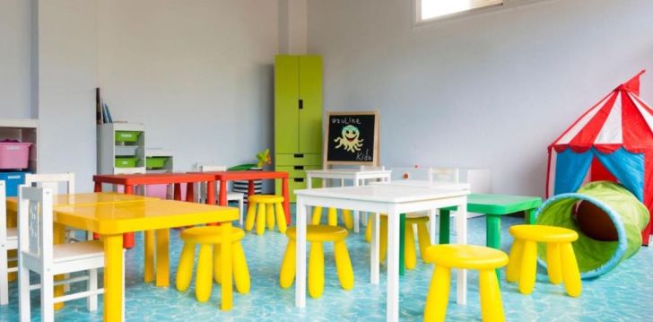 Viešbutis AZULINE HOTEL BERGANTIN įsikūręs Ispanija. 