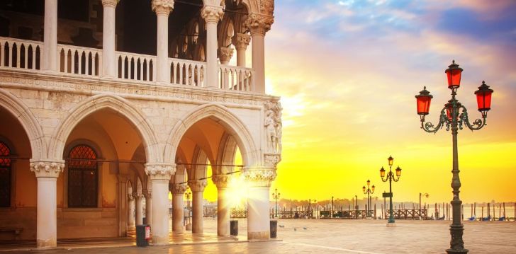 viešbutis NH COLLECTION VENEZIA GRAND HOTEL PALAZZO DEI DOGI įsikūręs Italija.