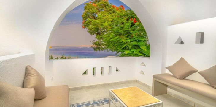 DOMINA CORAL BAY RESORT - klientų vertinamas, kaip geras kainos ir kokybės santykis.