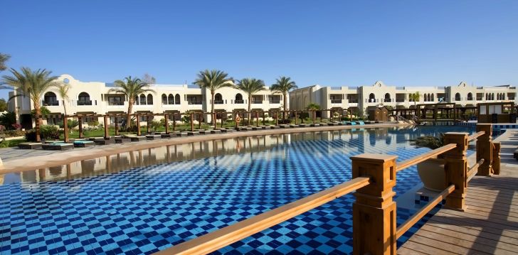 tavęs laukia poilsis Egiptas įsikūrusiame SUNRISE ARABIAN BEACH GRAND SELECT