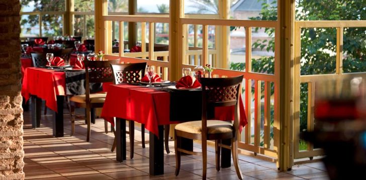 rinkitės viešbutį LIMAK ARCADIA GOLF & RESORT kelionei į Turkija
