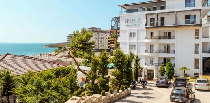 Apsistokite EPIRUS viešbutyje už gerą kainą.
