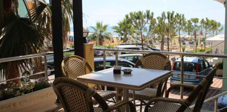 apsistokite HOTEL BELLA VISTA viešbutyje už gerą kainą.