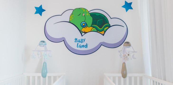 planuoji kelionę į Ispanija? apsistokite 4 viešbutyje LANDMAR COSTA LOS GIGANTES FAMILY RESORT. 