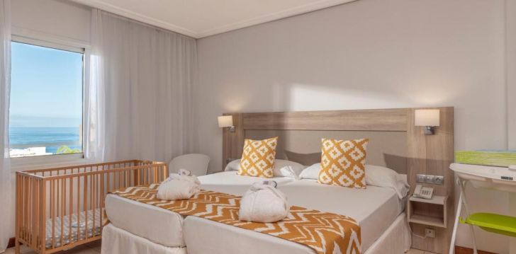 apsistokite LANDMAR COSTA LOS GIGANTES FAMILY RESORT viešbutyje už gerą kainą. 