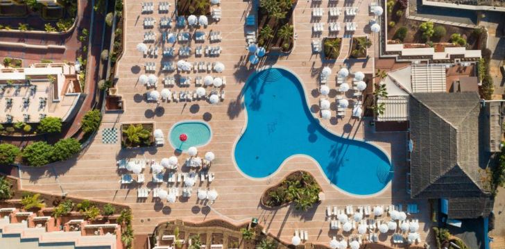 apsistokite LANDMAR COSTA LOS GIGANTES FAMILY RESORT viešbutyje už gerą kainą.