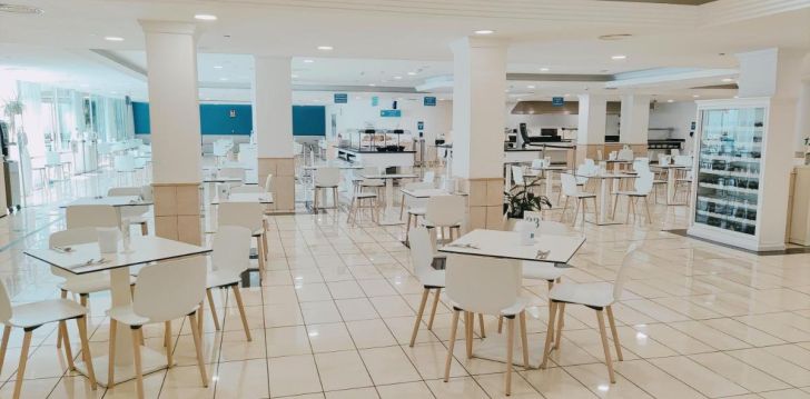 planuoji kelionę į Ispanija? apsistokite 4 viešbutyje BLUE SEA INTERPALACE. 