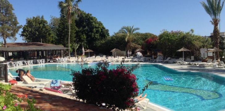 apsistokite PAPHOS GARDENS HOLIDAY RESORT viešbutyje už gerą kainą. 