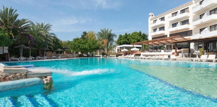 PAPHOS GARDENS HOLIDAY RESORT - klientų vertinamas, kaip geras kainos ir kokybės santykis. 