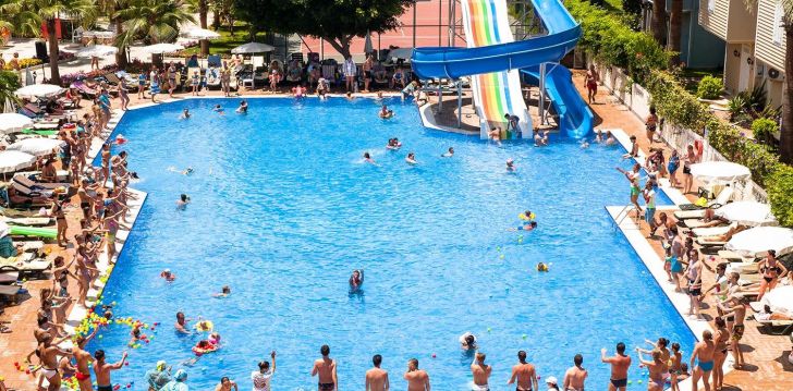 Apsistokite CONCORDIA CELES HOTEL viešbutyje už gerą kainą.