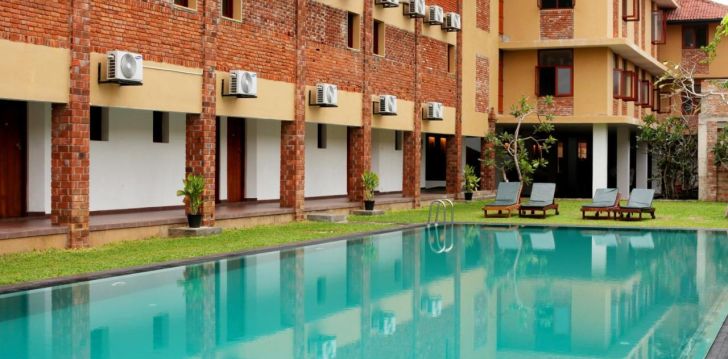 atostogos Šri Lanka – apsistokite viešbutyje 2 dienų pažintinė programa + poilsis 4* LONG BEACH RESORT