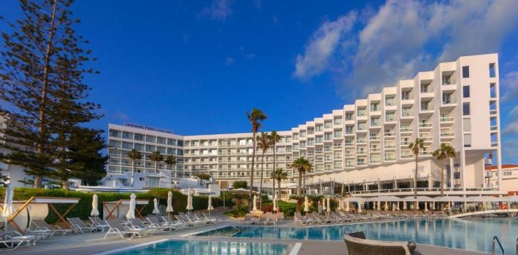apsistokite LEONARDO PLAZA CYPRIA MARIS BEACH HOTEL & SPA viešbutyje už gerą kainą. 