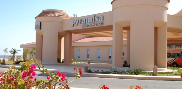 apsistokite PYRAMISA BEACH RESORT SAHL HASHEESH viešbutyje už gerą kainą.