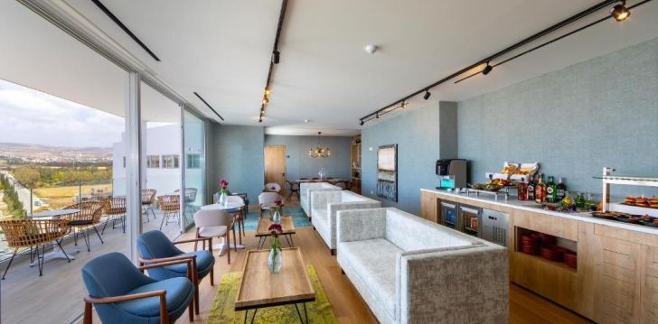 geras kainos ir kokybės santykis atostogoms - viešbutis LEONARDO PLAZA CYPRIA MARIS BEACH HOTEL & SPA
