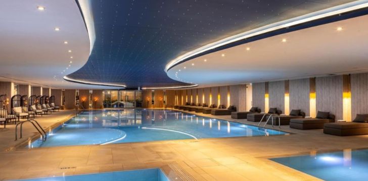 apgyvendinimas 5* CHRYSOMARE BEACH HOTEL AND RESORT