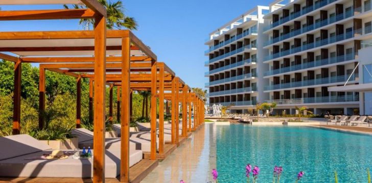 atostogos Kipras – apsistokite viešbutyje CHRYSOMARE BEACH HOTEL AND RESORT