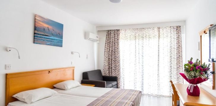 atostogos Kipras – apsistokite viešbutyje HELIOS BAY HOTEL AND SUITES