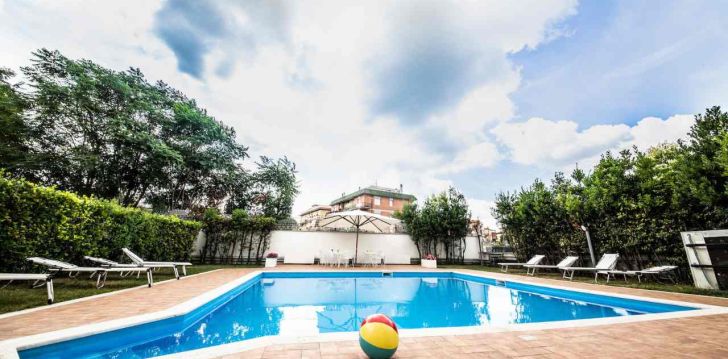 apsistokite HOTEL ROMA TOR VERGATA viešbutyje už gerą kainą. 