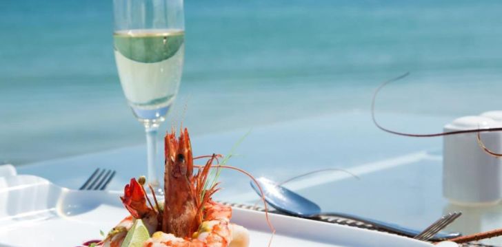 Viešbutis 4 dienų pažintinė programa + poilsis 5* MAALU MAALU RESORTS & SPA įsikūręs Šri Lanka.