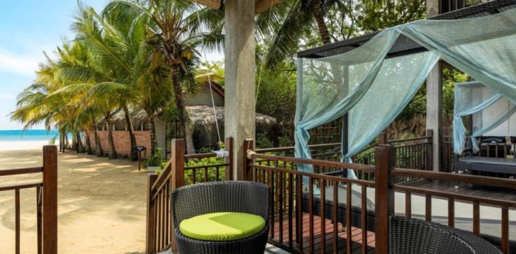 Viešbutis 4 dienų pažintinė programa + poilsis 5* MAALU MAALU RESORTS & SPA įsikūręs Šri Lanka. 