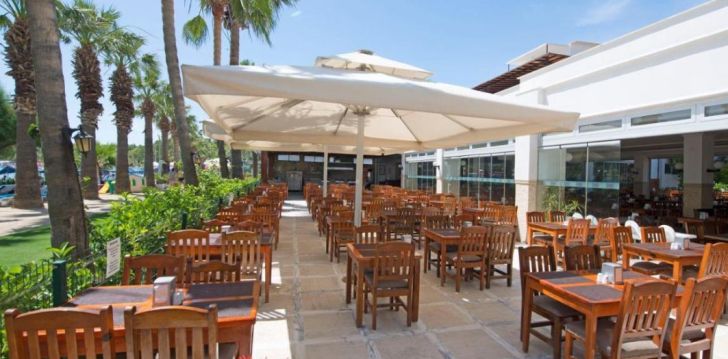 Apsistokite SAMI BEACH viešbutyje už gerą kainą.