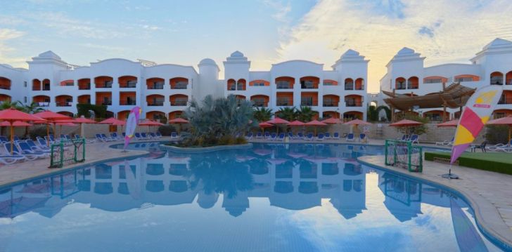 tavęs laukia poilsis Egiptas įsikūrusiame NAAMA WAVES HOTEL