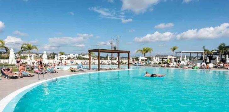 apsistokite EVITA RESORT viešbutyje už gerą kainą. 