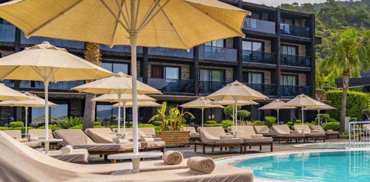 apsistokite MANASPARK DELUXE HOTEL viešbutyje už gerą kainą.