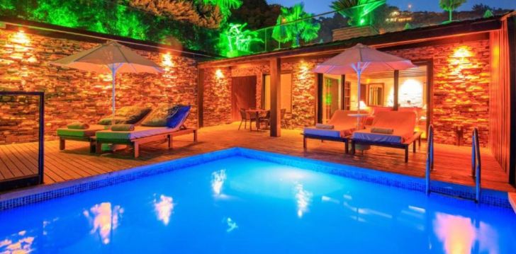 apgyvendinimas 3* MANASPARK DELUXE HOTEL