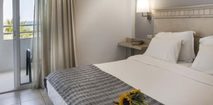 viešbutis GLAROS BEACH HOTEL įsikūręs Graikija.