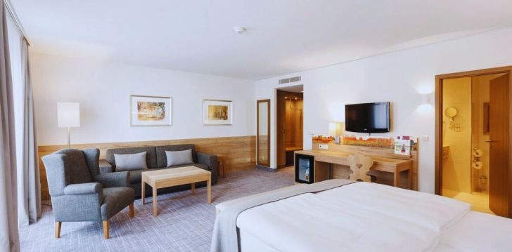 HOLIDAY INN CITY CENTRE - klientų vertinamas, kaip geras kainos ir kokybės santykis.