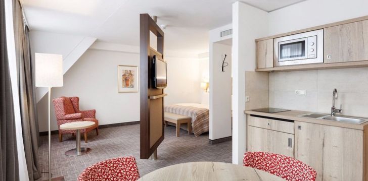 Viešbutis HOLIDAY INN CITY CENTRE įsikūręs Vokietija. 