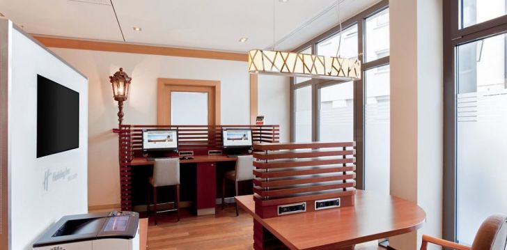 HOLIDAY INN CITY CENTRE - klientų vertinamas, kaip geras kainos ir kokybės santykis.