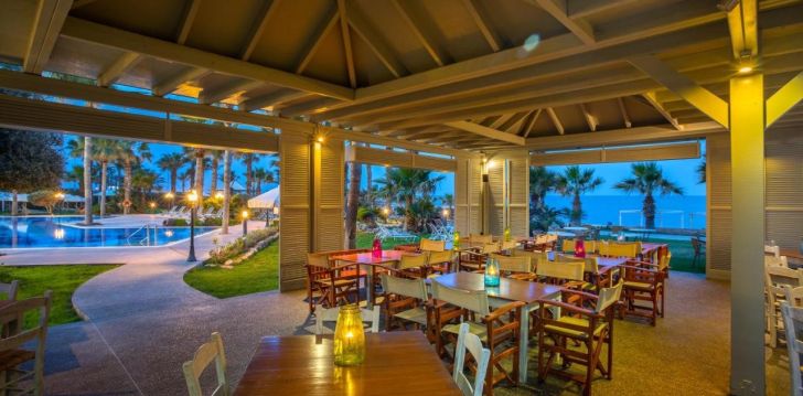 Atostogos Kipras – apsistokite viešbutyje AQUAMARE BEACH & SPA