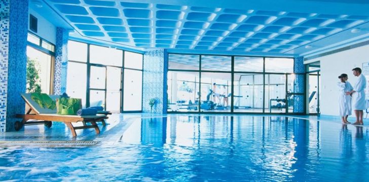 Nepraleisk progos pailsėti už gerą kainą - viešbutyje CONSTANTINOU BROS ATHENA ROYAL BEACH