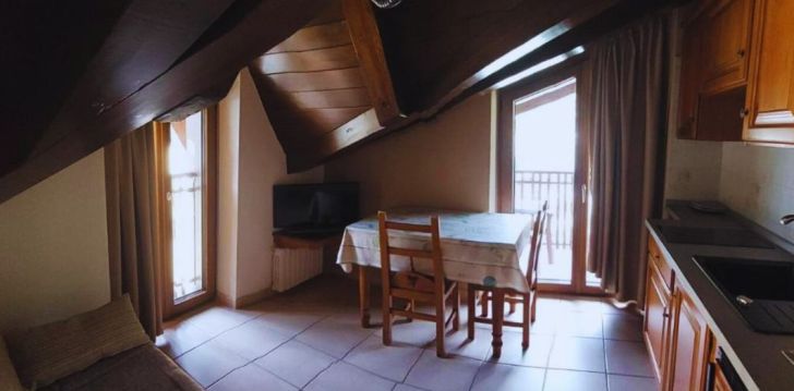 Nepamirštamos slidinėjimo atostogos Italijoje, 3* RESIDENCE LES LACS viešbutyje! 4