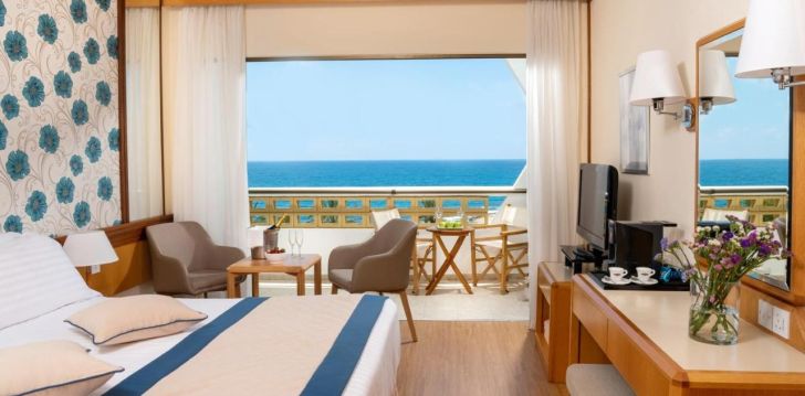Patogus viešbutis jūsų kelionei – 4* CONSTANTINOU BROS ATHENA ROYAL BEACH