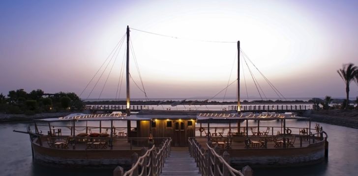 apsistokite SHERATON MIRAMAR RESORT viešbutyje už gerą kainą.