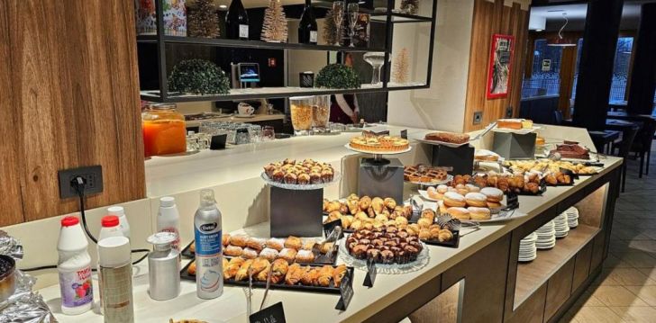planuoji kelionę į Italija? apsistokite 4 viešbutyje SAVOIA RESORT. 
