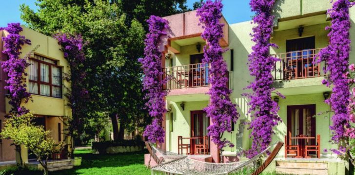 apsistokite VON RESORT GOLDEN BEACH viešbutyje už gerą kainą.