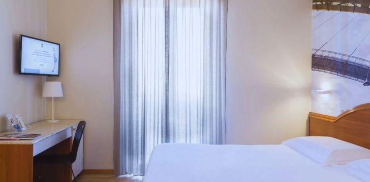 viešbutis B&B HOTEL PESCARA įsikūręs Italija.
