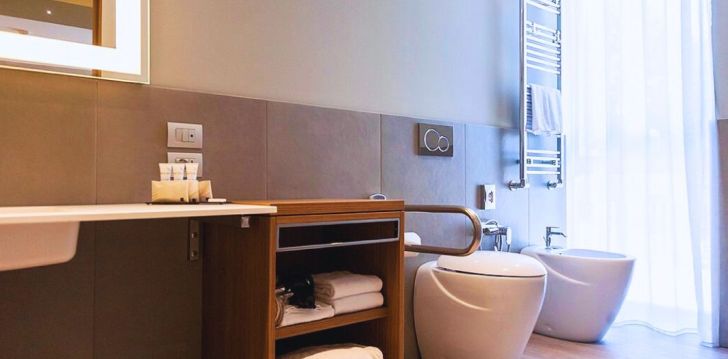 planuoji kelionę į Italija? apsistokite 4 viešbutyje G HOTEL PESCARA. 