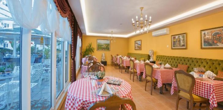 Viešbutis ANTIQUE ROMAN PALACE (Adults Only 16+) įsikūręs Turkija. 